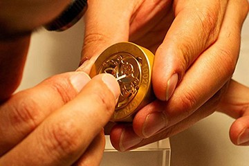 成都欧米茄腕表保养中心地址